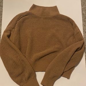 xs hollister turtleneck sweater